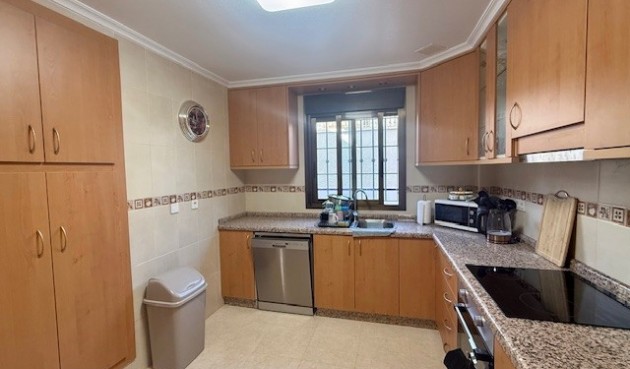 Reventa - Town House -
San Miguel de Salinas - Inland