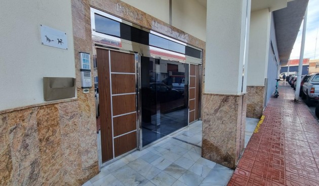 Reventa - Ático -
Torrevieja