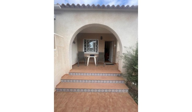 Reventa - Semi Detached -
Torrevieja - aguas nuevas