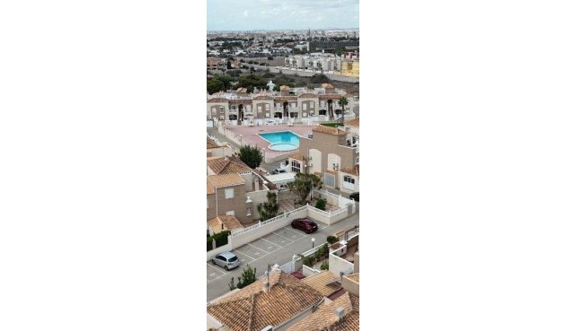 Reventa - Semi Detached -
Torrevieja - aguas nuevas