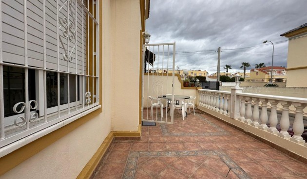 Reventa - Bungalow -
Orihuela Costa - Los Almendros-la Florida