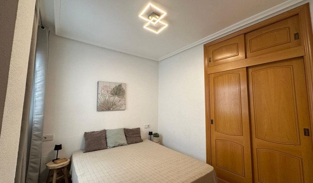 Brukt - Apartment -
Torrevieja - Estacion De Autobuses