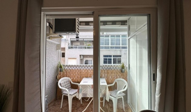 Brukt - Apartment -
Torrevieja - Estacion De Autobuses