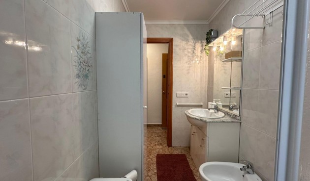 Brukt - Apartment -
Torrevieja - Estacion De Autobuses