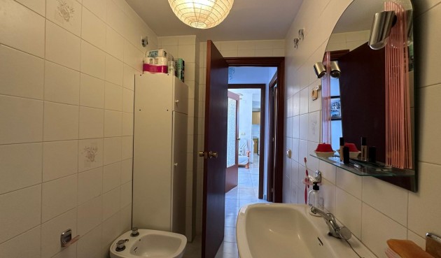 Brukt - Toppleilighet -
Torrevieja - Estacion De Autobuses