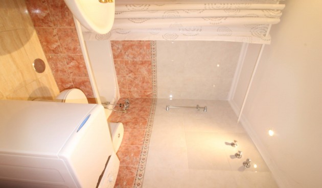 Återförsäljning - Apartment -
Torrevieja - Centro