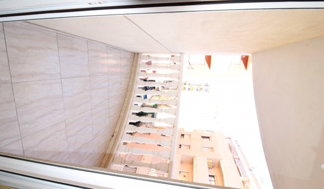 Återförsäljning - Apartment -
Torrevieja - Centro