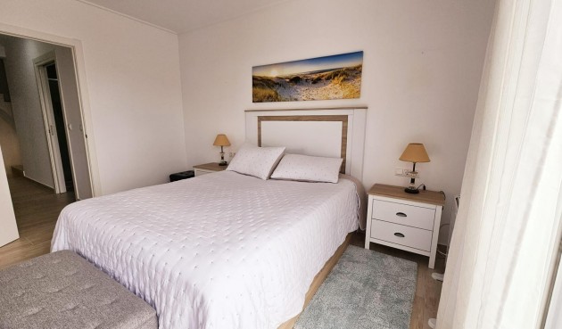 Brukt - Tosidig -
Torrevieja - La Siesta