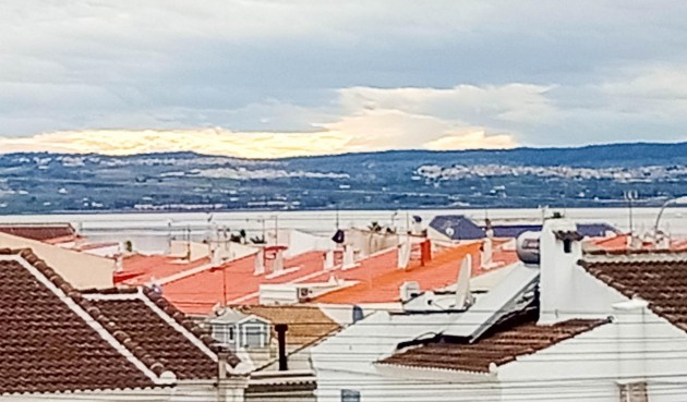 Brukt - Villa -
Torrevieja - La Siesta - El Salado - Torreta