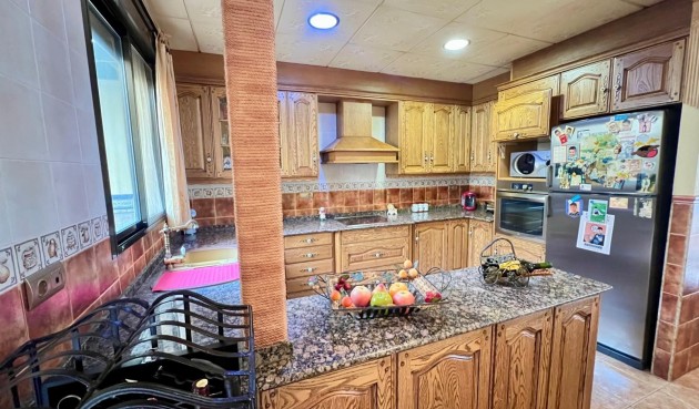 Brukt - Town House -
Pinoso - Inland