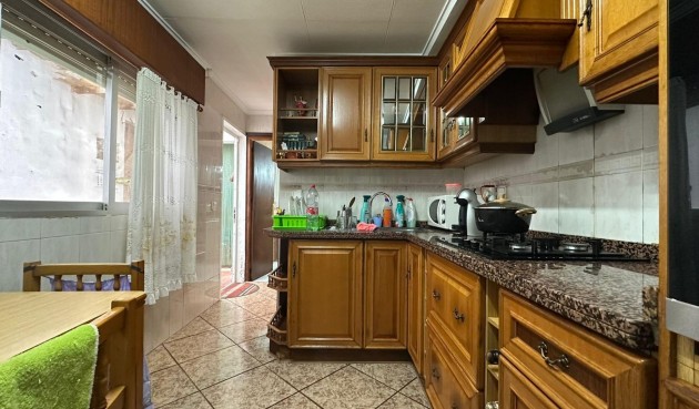 Brukt - Apartment -
Torrevieja - Estacion De Autobuses