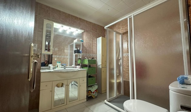 Brukt - Apartment -
Torrevieja - Estacion De Autobuses