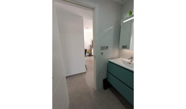 Resale - Apartment Penthouse -
Pilar de la Horadada