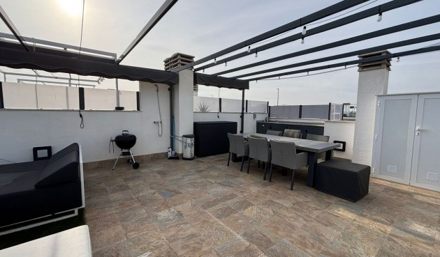 Resale - Apartment Penthouse -
Pilar de la Horadada