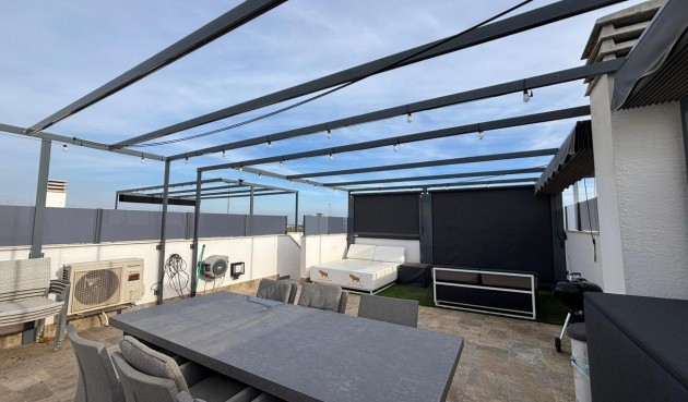 Resale - Apartment Penthouse -
Pilar de la Horadada