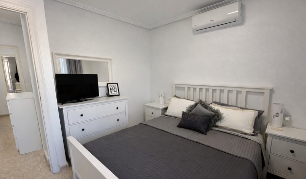 Brukt - Quad House -
Orihuela Costa - Villa's San Jose IV