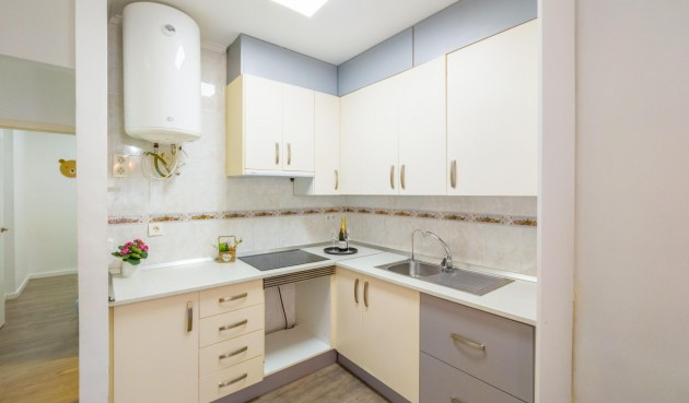 Brukt - Apartment -
Torrevieja - Estacion De Autobuses