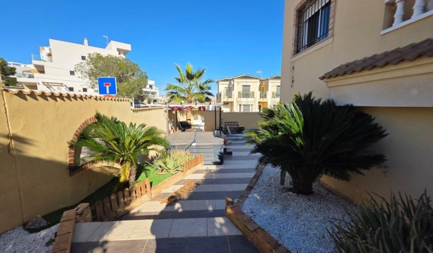 Brukt - Villa -
Orihuela Costa - Villamartín-las Filipinas