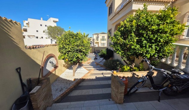 Brukt - Villa -
Orihuela Costa - Villamartín-las Filipinas