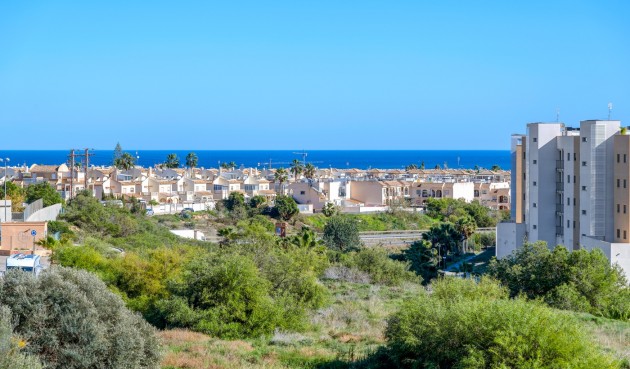 Brukt - Villa -
Orihuela Costa - Costa Blanca