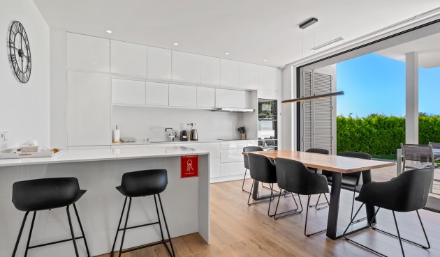 Brukt - Apartment -
Las Colinas Golf - Costa Blanca