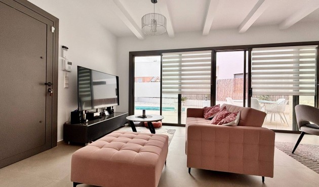 Brukt - Villa -
San Miguel de Salinas - Urbanizacion Blue Lagoon