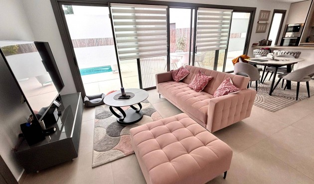 Brukt - Villa -
San Miguel de Salinas - Urbanizacion Blue Lagoon