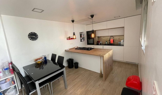 Brukt - Town House -
Pilar de la Horadada - Zona Pueblo