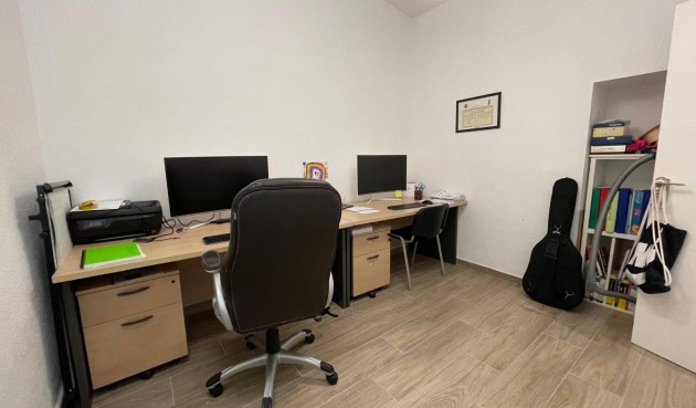 Brukt - Town House -
Pilar de la Horadada - Zona Pueblo