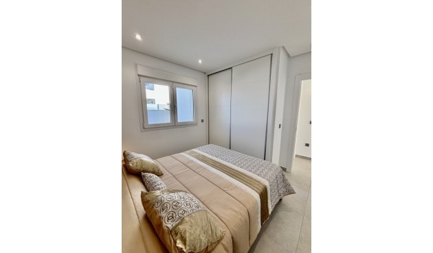 Brukt - Villa -
Benijofar - Costa Blanca