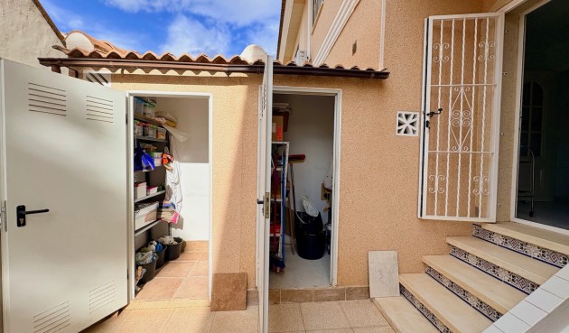 Återförsäljning - Town House -
Rojales - Inland