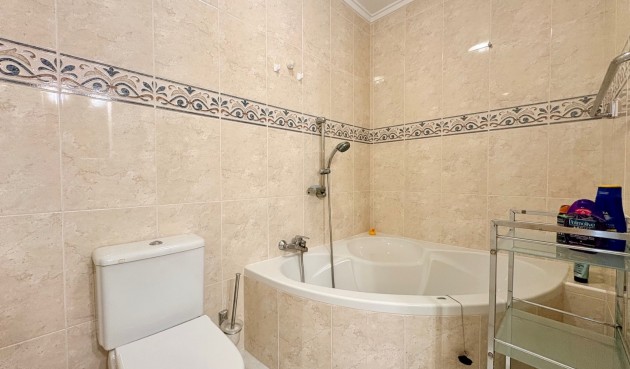 Återförsäljning - Town House -
Rojales - Inland