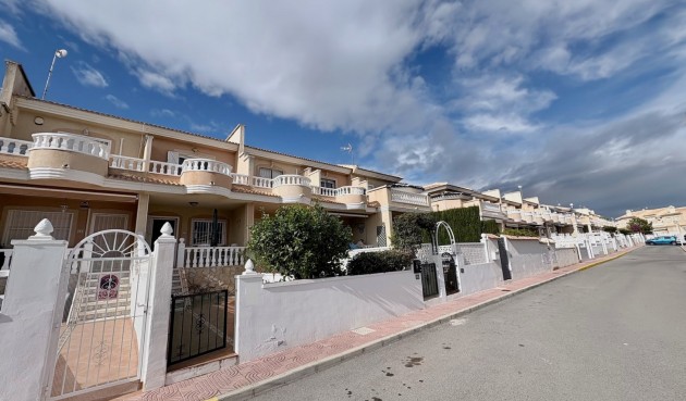 Återförsäljning - Town House -
Rojales - Inland