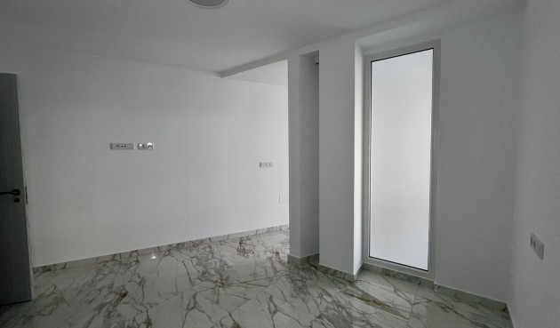 Återförsäljning - Apartment -
Torrevieja - PLAYA LOS LOCOS