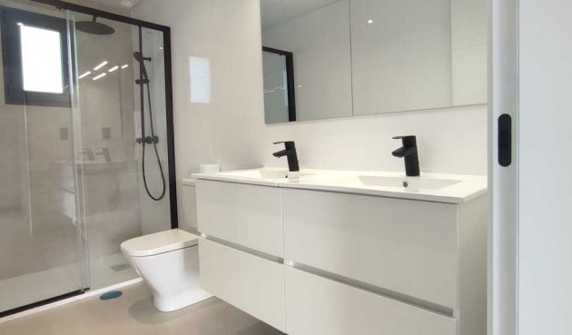 Reventa - Villa -
Los Belones - Inland