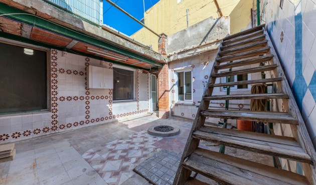 Reventa - Town House -
Alicante - San Agustin