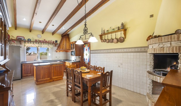 Reventa - Villa -
Torrevieja - Costa Blanca