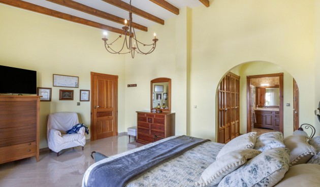 Reventa - Villa -
Torrevieja - Costa Blanca