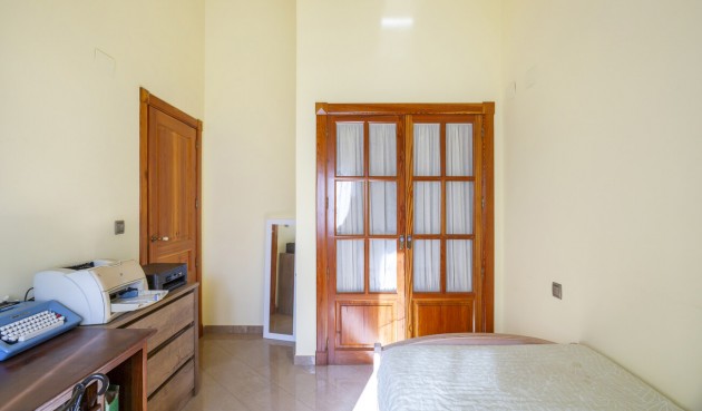 Reventa - Villa -
Torrevieja - Costa Blanca