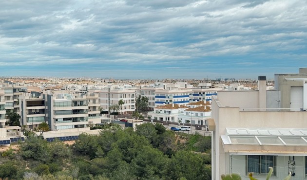 Reventa - Ático -
Orihuela Costa - Costa Blanca