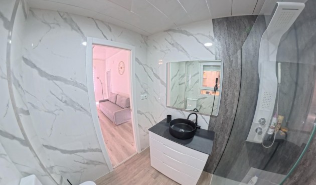 Återförsäljning - Apartment -
Torrevieja - Playa del Cura