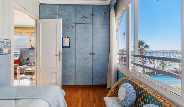 Återförsäljning - Apartment -
Torrevieja - Costa Blanca