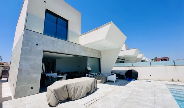 Brukt - Villa -
Rojales Hills - Costa Blanca