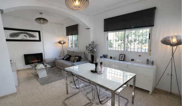 Brukt - Quad House -
La Zenia - Costa Blanca