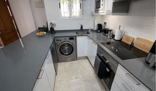 Brukt - Quad House -
La Zenia - Costa Blanca