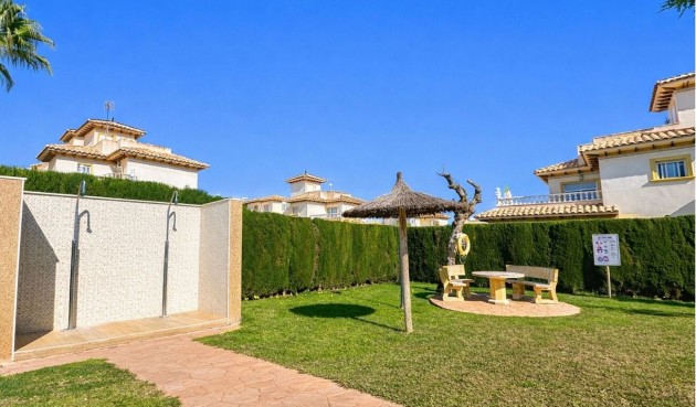 Brukt - Quad House -
La Zenia - Costa Blanca