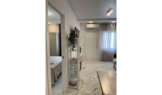 Reventa - Town House -
Torrevieja - Torretas