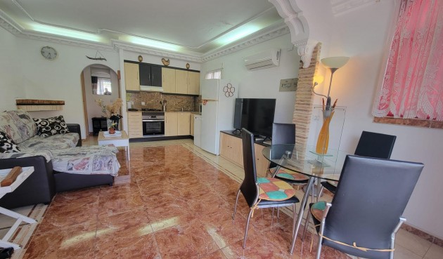 Brukt - Town House -
Torrevieja - La Siesta - El Salado - Torreta