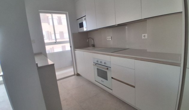 Återförsäljning - Apartment -
Torrevieja - Costa Blanca