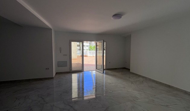 Resale - Bungalow -
Torrevieja